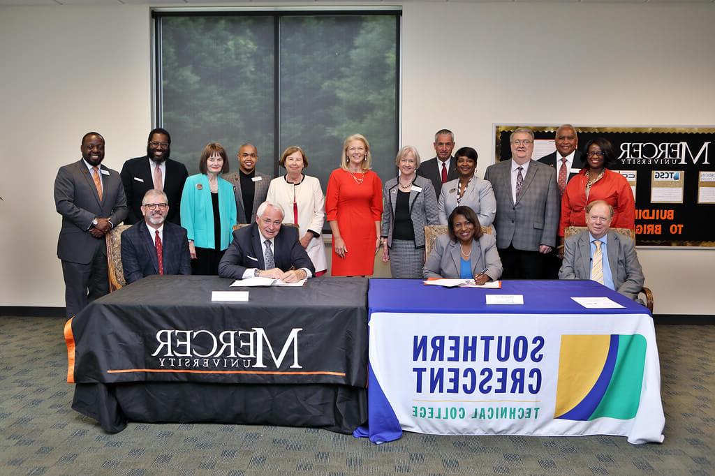 美世大学与南新月技术学院签署新的转学衔接协议